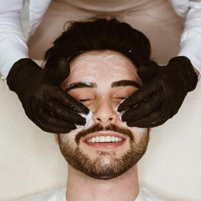 Does HydraFacial Reduce Pores